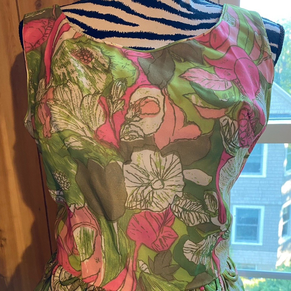 Vintage floral dress size “14”